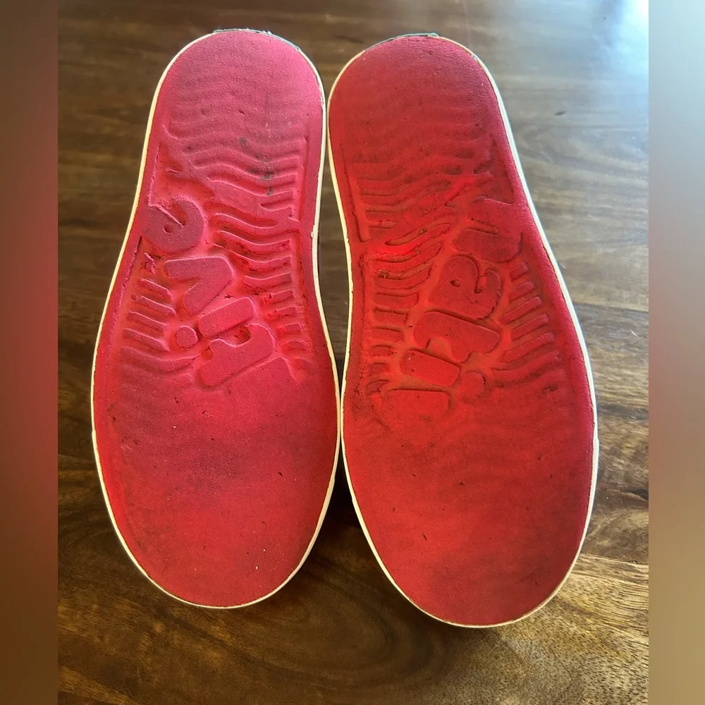 Native Kids Red Water Shoes Size 3 Slip On Summer